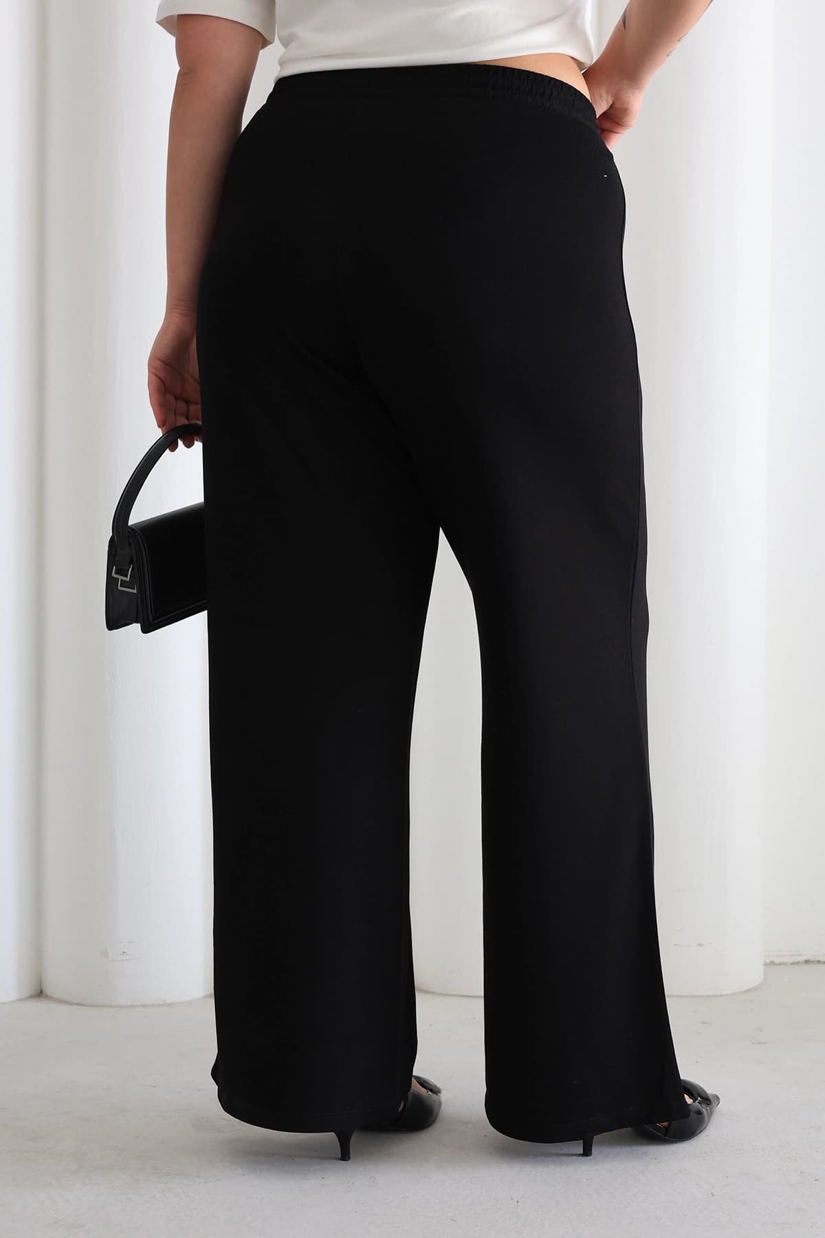 Kadın Rahat Form Beli Lastikli Geniş Paça Pantolon
