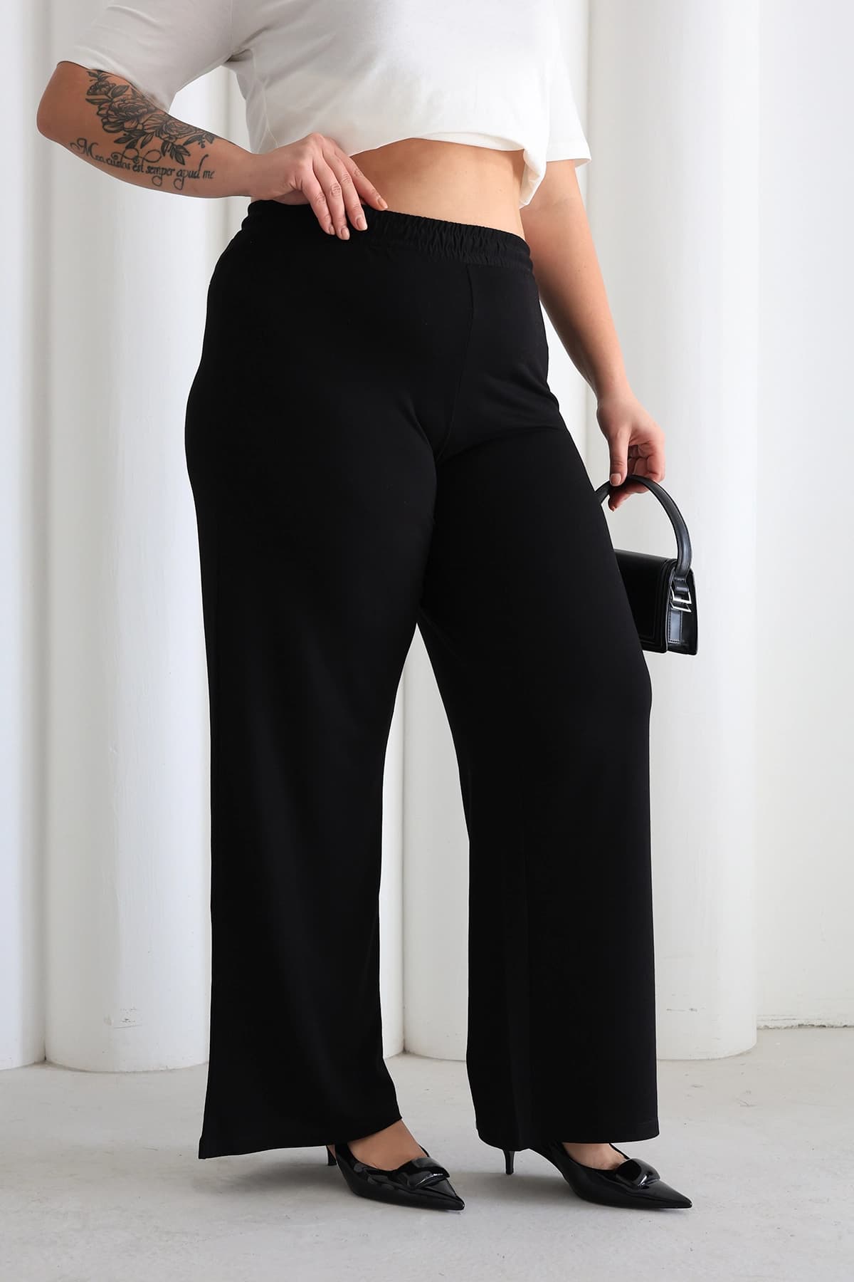 Kadın Rahat Form Beli Lastikli Geniş Paça Pantolon